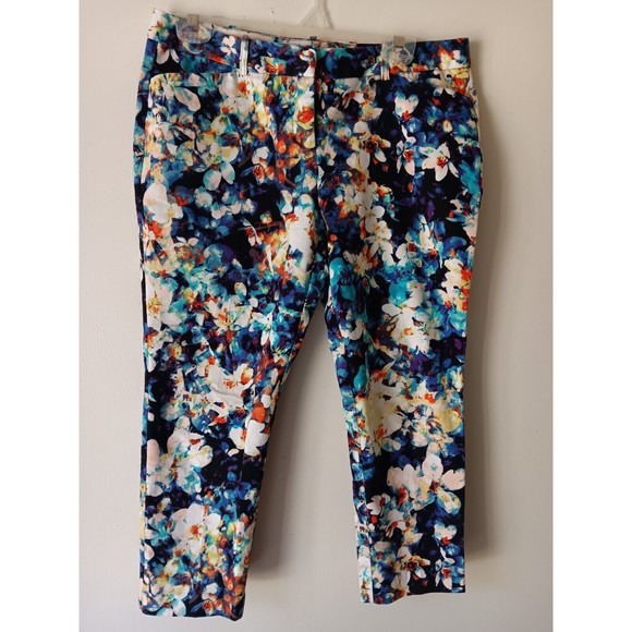 Worthington Capris Womens Size 8P Slim Fit Multi Color Floral Modern Fit Capris - Picture 1 of 14